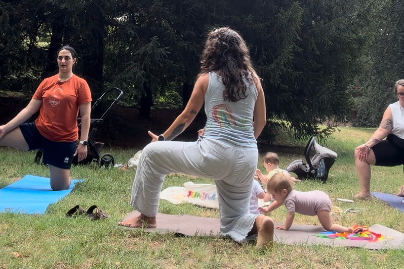 corsi-di-yoga-post-parto-varese-004