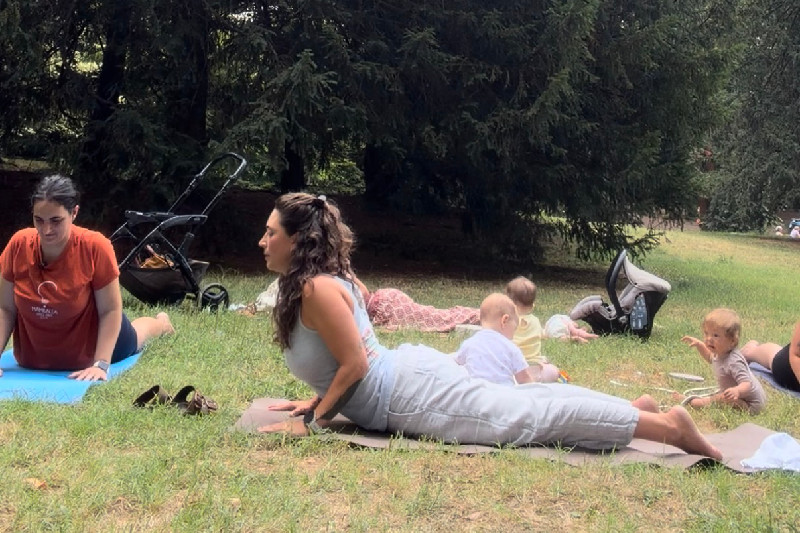 corsi-di-yoga-post-parto-varese-005